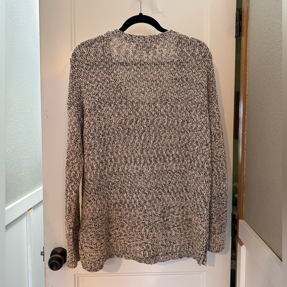 Loft Chunky Cream & Silver Sweater V Cut Size L - Picture 2 of 3